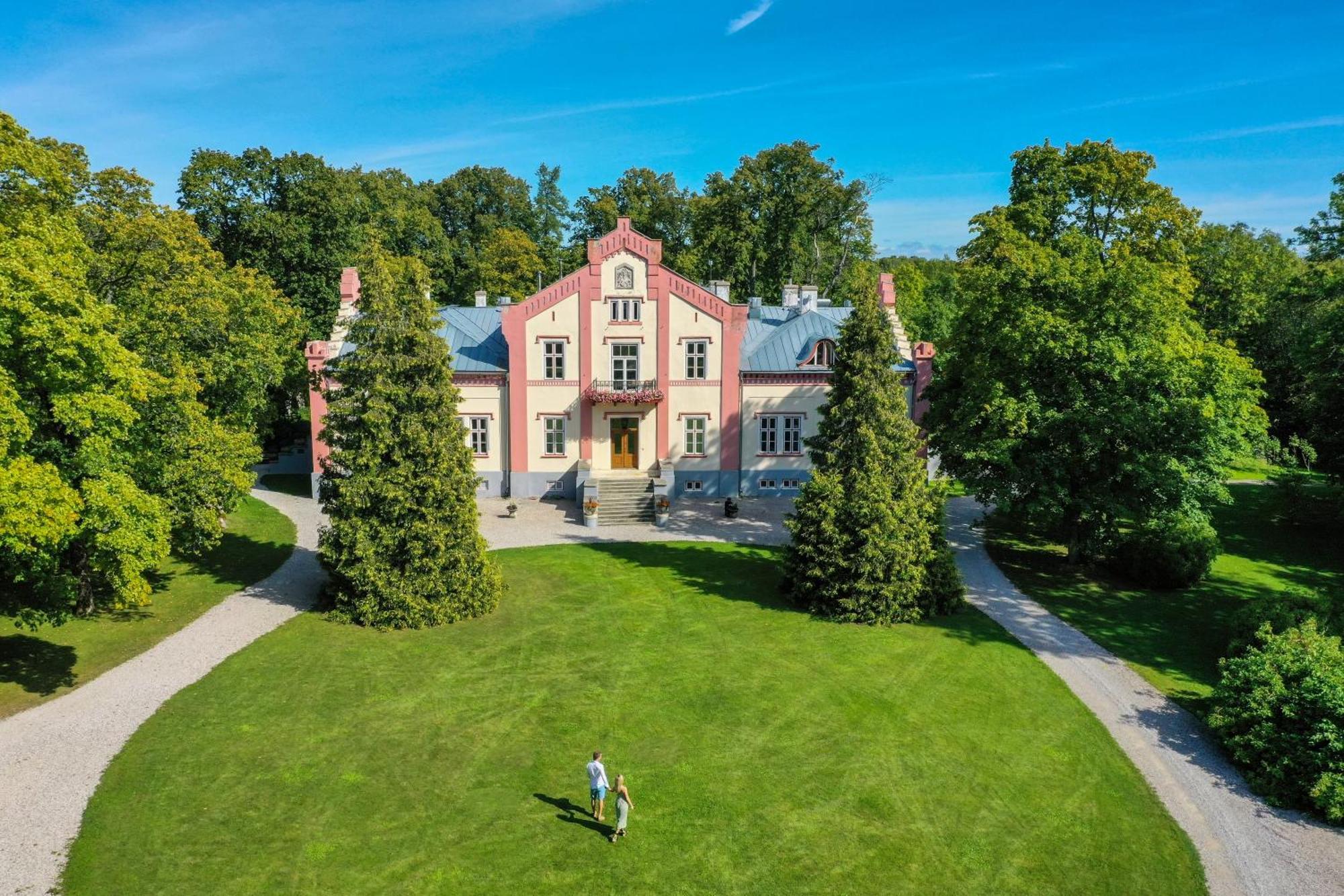 Paedaste Manor Экстерьер фото