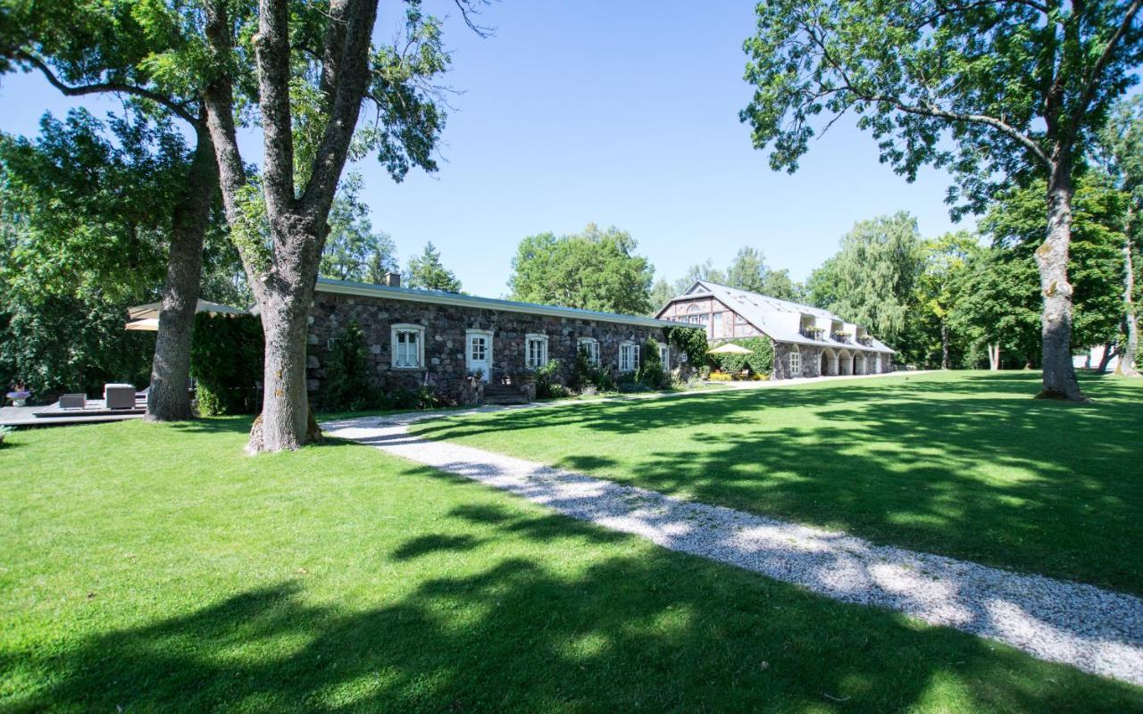 Paedaste Manor Экстерьер фото